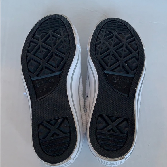 CONVERSE | Chuck Taylor All Star White Slip On's 7 - Picture 4 of 10